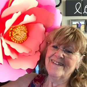 Meet your Posher, Diane